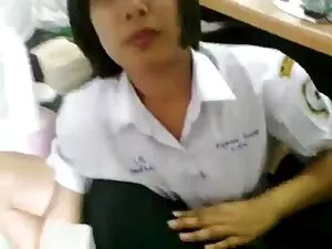 Hottie suce une bite ...